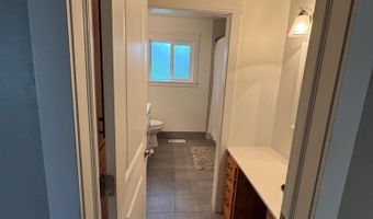 806 N 650 E, Basalt, ID 83218