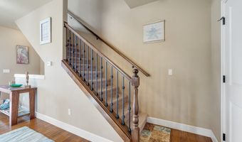 549 S FRONT St, Rockaway Beach, OR 97136