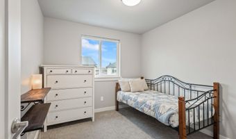 2561 NE Purcell Blvd, Bend, OR 97701