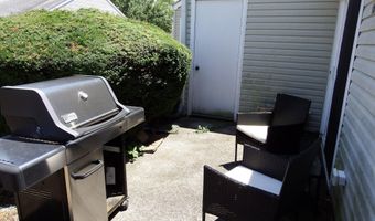 16 Chesapeake Ct, Barnegat, NJ 08005