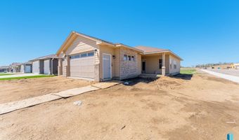 901 S Brek Ave, Brandon, SD 57005