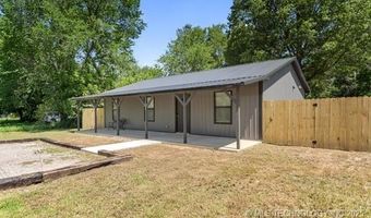 204 NE 2nd St, Adair, OK 74330
