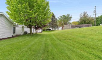 808 Apple Hill Way, Angola, IN 46703