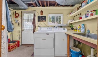 10 Frances Rd, Bayonne, NJ 07035