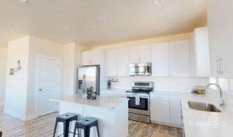 1040 S Independence, Big Water, UT 84741