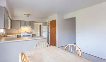 3207 Foxway Ct, Ann Arbor, MI 48105