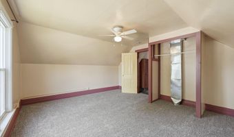 329 W 5th St, Auburn, IN 46706