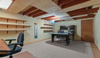 32 GARDEN Ct, Appleton, WI 54915