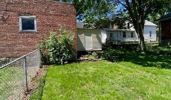 319 N 10th St, Atchison, KS 66002
