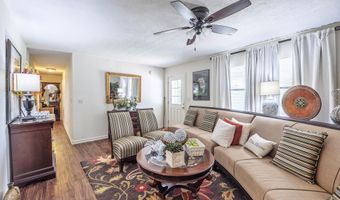 3286 Trussell Rd, Alexander City, AL 35010