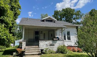 441 E Saint Clair St, Almont, MI 48003