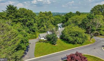 102 MERIDEN Dr, Hockessin, DE 19707