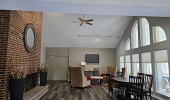 1955 N Stillwater Rd, Arlington Heights, IL 60004