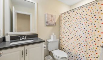 21 Brentwood Cir 21, Danbury, CT 06810