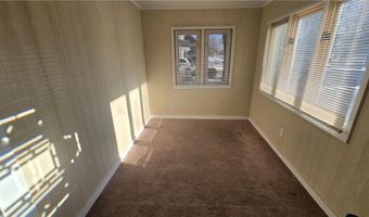 1007 7th Ave NE, Austin, MN 55912