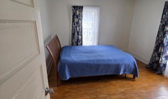 29 Princeton St, Bangor, ME 04401