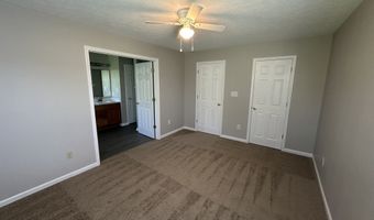 6302 Bishops Pond Ln, Indianapolis, IN 46268