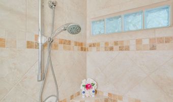 2560 KEKAA Dr G-102, Lahaina, HI 96761
