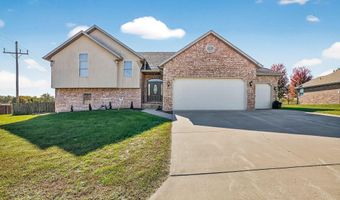 1100 Chicory Ln, Aurora, MO 65605