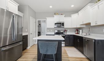 1458 Primrose Dr SE, Altoona, IA 50009