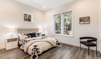1931 NW Fields St, Bend, OR 97703