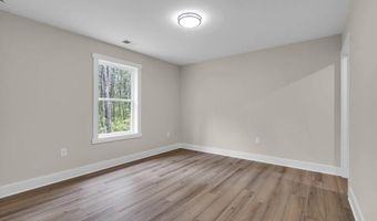 428 Baker Ave, Bayville, NJ 08721