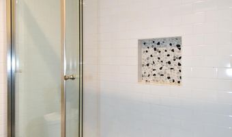 5301 WESTBARD Cir 419, Bethesda, MD 20816