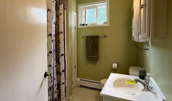 111 Washington St, Baileyville, ME 04694