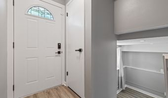 121 NW State St, Ankeny, IA 50023