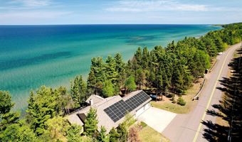 6531 5 Mile Point Rd, Allouez, MI 49805