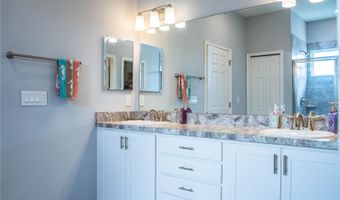 261 WALKERS POINT Dr, Auburndale, FL 33823