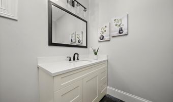 1418 W Maude Ave, Arlington Heights, IL 60004