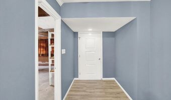 826 Yorkshire Rd, Anderson, IN 46012