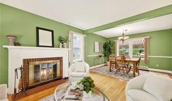 118 Allenhurst Rd, Amherst, NY 14226