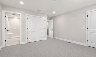 172 Pine Swamp Rd, Cumberland, RI 02864
