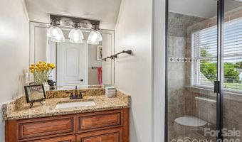 2032 Eaton Rd, Charlotte, NC 28205