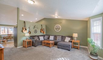 4009 NE Somerset Dr, Albany, OR 97322