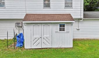 1315 Lake Dr, Ashland, OH 44805