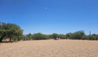 2190 Dark Star Rd, Benson, AZ 85602