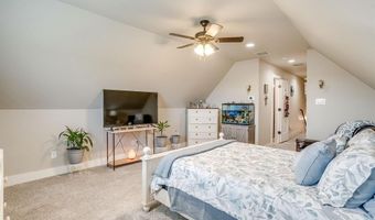 110 War Wagon Cir, Millsap, TX 76066