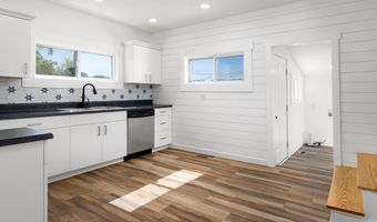 402 Maple St, Abbeville, SC 29620