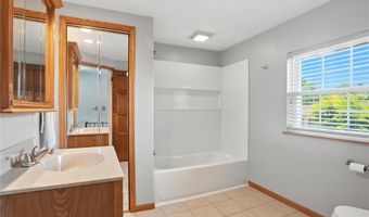 1330 Bunker Hill Rd, Ashtabula, OH 44004