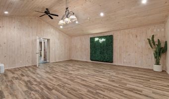 1020 Thomas Rd, Benton, TN 37307