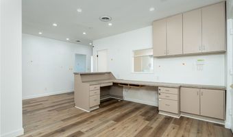 2028 Lake Ave, Altadena, CA 91001