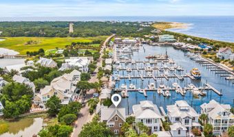 41 Transom Row, Bald Head Island, NC 28461