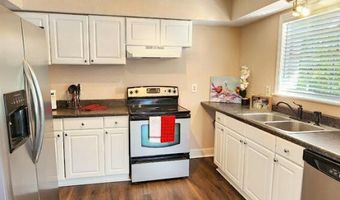 9360 Lark St, Bay St. Louis, MS 39520