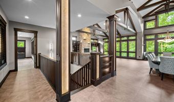 4300 Timber Ridge Dr, Ames, IA 50014