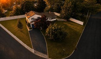 540 Sherman Ave, Belford, NJ 07718