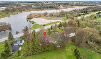 N8108 STATE RD 42, Algoma, WI 54201