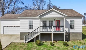 826 Barnes St, Albertville, AL 35950